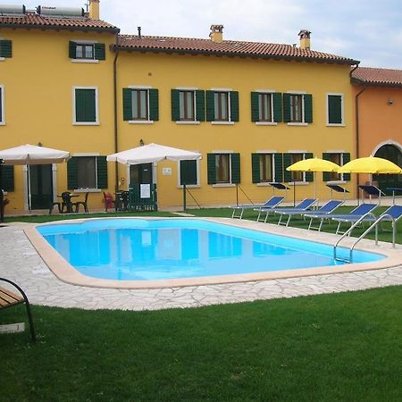 Agriturismo Colombarola Sona Eksteriør bilde